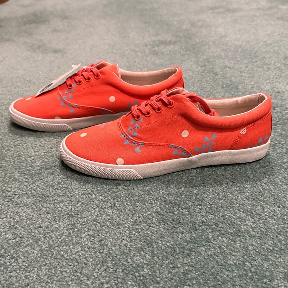 Bucket Feet Sun Canvas Lace-Up - Picture 3 of 9